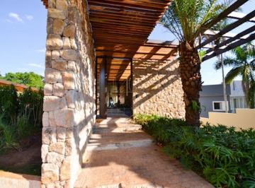 imagem · Casa à venda em Santana de Parnaíba, Tamboré, com 5 suítes, com 2379 m², Tamboré Um