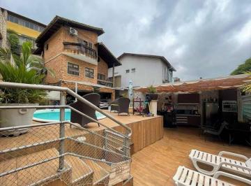 imagem · Sobrado à venda em Cotia, Jardim Semiramis, com 3 suítes, com 180 m², Não Está E