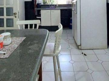 imagem · Casa à venda em Jandira, Nova Higienópolis, com 4 quartos, com 450 m², Condomíni