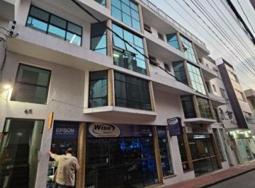 imagem · Prédio à venda em Santana de Parnaíba, Alphaville, com 128 m², Centro de Apoio II