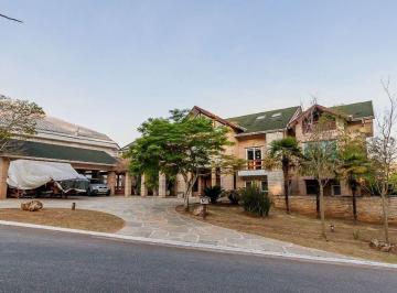 imagem · Casa à venda em Santana de Parnaíba, Alphaville, com 5 suítes, com 1600 m², Resi