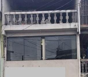 imagem · Sobrado à venda em Barueri, Parque dos Camargos, com 3 quartos, com 270 m², Não
