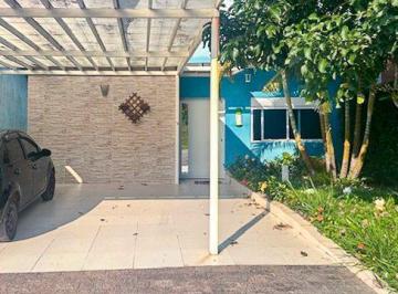 imagem · Casa à venda e para alugar em Cotia, Chácara Roselândia, com 3 quartos, com 197 m²
