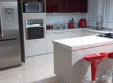 imagem · Sobrado à venda em Cajamar, Guaturinho, com 3 quartos, com 179 m²