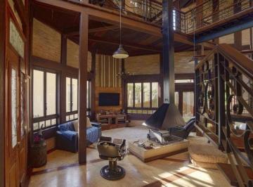 imagem · Casa à venda e para alugar em Barueri, Aldeia da Serra, com 3 suítes, com 550 m²