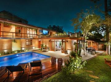 imagem · Casa à venda em Santana de Parnaíba, Centro, com 5 suítes, com 695 m², Residenci