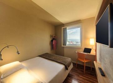 Apartamento · 13m² · 1 Quarto · 1 Vaga · Flat Para Venda no Centro - Ibis Budget São João