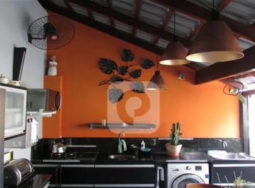 Casa · 109m² · 6 Quartos · Casa Duplex  com 06 Quartos,  109m², á venda no Catete