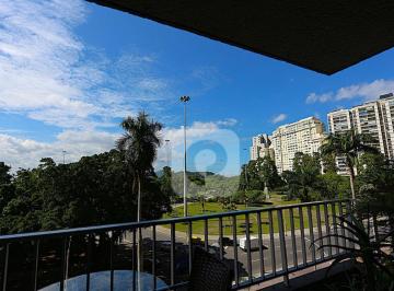 Apartamento · 200m² · 4 Quartos · 3 Vagas · Apartamento 4 quartos, sendo 1 suíte