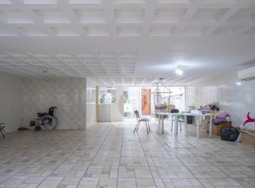 Casa · 330m² · 6 Quartos · 6 Vagas · Duas casas de 3 quartos, área de lazer completa de 330m2 - Tijuca