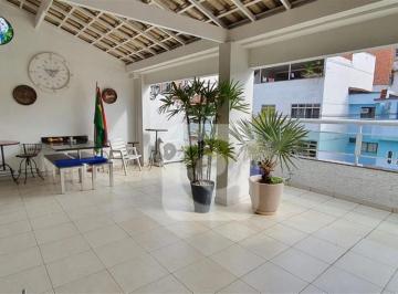 Casa · 238m² · 5 Quartos · 2 Vagas · Casa Triplex na Tijuca, metro Afonso Pena.