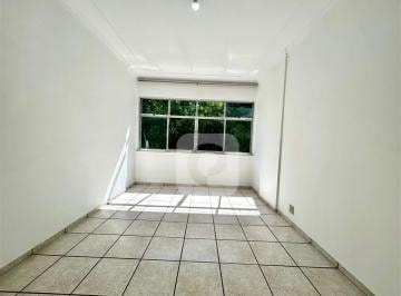 Apartamento · 113m² · 3 Quartos · 1 Vaga · APARTAMENTO DE 3 QUARTOS PRÓXIMO AO METRÔ URUGUAI .