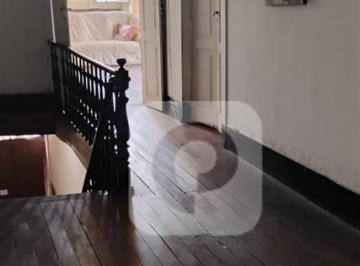 Comercial · 248m² · 5 Quartos · Charmoso sobrado no Catumbi, com dois Lojas já alugadas.