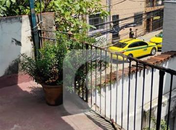 Comercial · 248m² · 5 Quartos · Charmoso sobrado no Catumbi, com dois Lojas já alugadas.