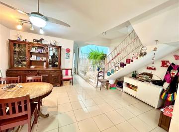 Casa · 225m² · 5 Quartos · 2 Vagas · CASA DE FRENTE DE RUA NO GRAJAÚ A VENDA .