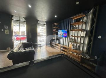 Comercial · 173m² · 2 Quartos · Loja com salão na Rua Pereira Nunes