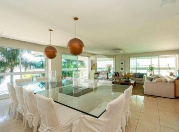 Apartamento · 423m² · 4 Quartos · 4 Vagas · Apartamento em Boa Viagem, Niterói/RJ de 423m² 4 quartos à venda por R$ 4.500.000,00