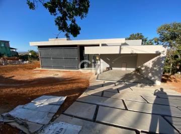 Casa · 172m² · 3 Quartos · Imoveis - Condomínio Vale do Luar