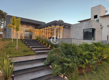 Casa · 292m² · 4 Quartos · 2 Vagas · Casa com 1000 m² e 4 quartos à venda em Gran Royalle