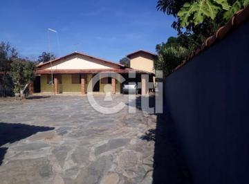 Casa · 250m² · 3 Quartos · CASA A VENDA  - BAIRRO LAPINHA