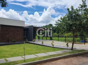 Casa · 210m² · 4 Quartos · 2 Vagas · CONDOMÍNIO ESTÂNCIA DAS AROEIRAS