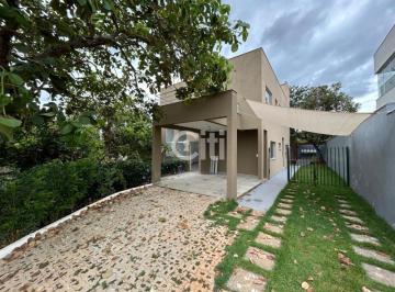 Casa · 180m² · 4 Quartos · 2 Vagas · BAIRRO JOÁ