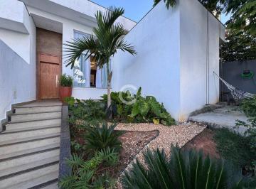 Casa · 132m² · 3 Quartos · 2 Vagas · CASA BAIRRO PORTAL DO SOL