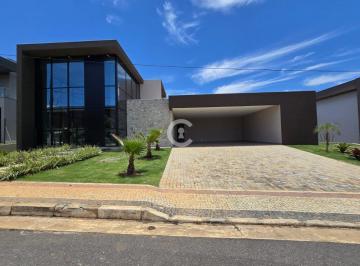 Casa · 370m² · 4 Quartos · 2 Vagas · Casa com 1000 m² terreno, 4 quartos à venda, condomínio Vitória Golf