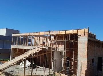 Casa · 216m² · 4 Quartos · 3 Vagas · Casa com 1486 m² e 4 quartos à venda em Lagoa Santa