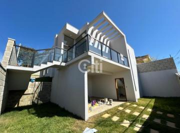 Casa · 130m² · 3 Quartos · 2 Vagas · Casa com 3 quartos de 360 m² à venda Visão
