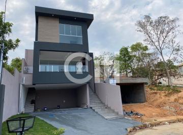 Casa · 211m² · 3 Quartos · 2 Vagas · CONDOMÍNIO TRILHAS DO SOL