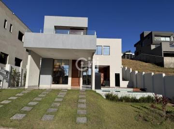 Casa · 390m² · 4 Quartos · 2 Vagas · Casa com 4 quartos e 415 m² à venda condomínio Alphaville