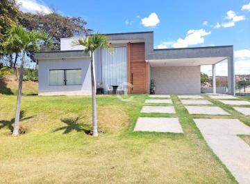 Casa · 270m² · 4 Quartos · 4 Vagas · Casa com 1000 m² no condomínio Champagne, 4 quartos à venda