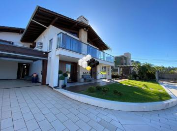 Casa · 204m² · 4 Quartos · 2 Vagas · Casa a Venda em Torres RS Bairro Centenário