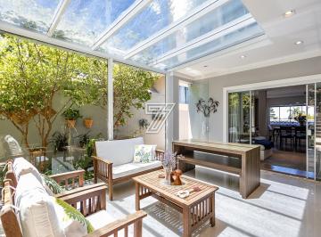 Casa · 275m² · 4 Quartos · 3 Vagas · Casa à venda - em Vista Alegre