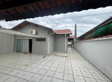 Casa de 3 quartos, Taubaté · Casa no Jardim Morumby