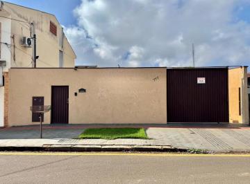 Comercial · 135m² · 6 Vagas · Ponto Comercial na Zona 05