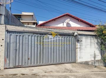 Casa · 250m² · 3 Quartos · 4 Vagas · Oportunidade! Excelente casa de 03 quartos no Bueno Franco - Betim/MG
