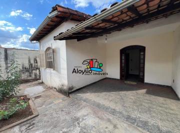 Casa · 200m² · 3 Quartos · 2 Vagas · Casa à venda, 3 quartos, 1 suíte, 2 vagas, Morro do Claro - Sete Lagoas/MG