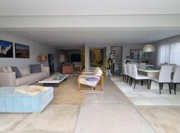 Casa · 360m² · 4 Quartos · 3 Vagas · Casa no Residencial Quatro ? Alphaville, 4 suítes e ambientes amplos
