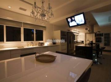 Casa · 528m² · 4 Quartos · 5 Vagas · Brooklin! Conforto e Elegância!