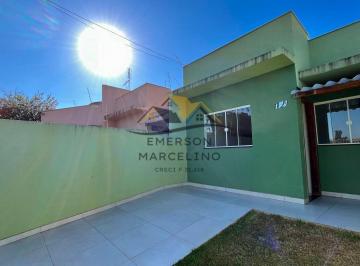 Casa · 70m² · 3 Quartos · 1 Vaga · VENDO - Casa com 3 Dormitórios e Quintal na Região Leste