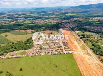 Terreno · 200m² · Lote à venda em Delfinópolis/MG