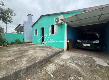 Casa · 300m² · 4 Quartos · 3 Vagas · Dupla oportunidade em um único terreno, com pátio totalmente fechado!