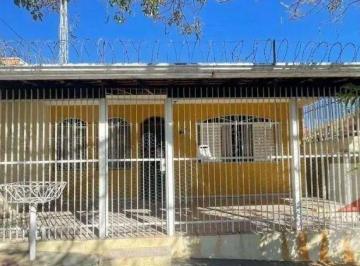 d7498437153bfff123ce0153cb81315b50b450ca · Casa com 2 dormitórios à venda, 264 m² por R$ 800.000,00 - Vila das Hortências - Jundiaí/SP
