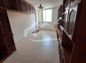 Apartamento · 140m² · 3 Quartos · 2 Vagas · Maravilhoso duplex no coração de Copacabana.