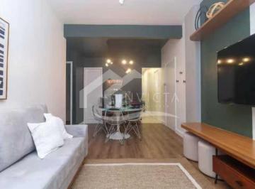 Apartamento · 84m² · 2 Quartos · Apartamento de 2 quartos com excelente localização no Leblon, a apenas duas quad
