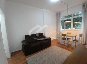 Apartamento · 70m² · 2 Quartos · 1 Vaga · Excelente apartamento no posto 3 com ótima localização.