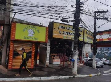 Photo 1 · Casa com Dois Comércios à Venda na Vila Nogueira – Renda Garantida e Excelente L