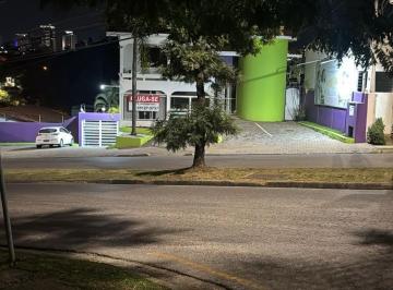 gd9ams2ogrlodawm2rjmjc3_md · Casa Comercial em Bairro Nobre de Sorocaba – 900 m² de Terreno / 700 m² A/C